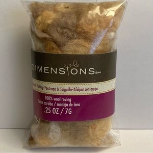 6 Dimensions FeltWorks 100% Wool Naturals Curly Roving 0.25oz Needle Felting